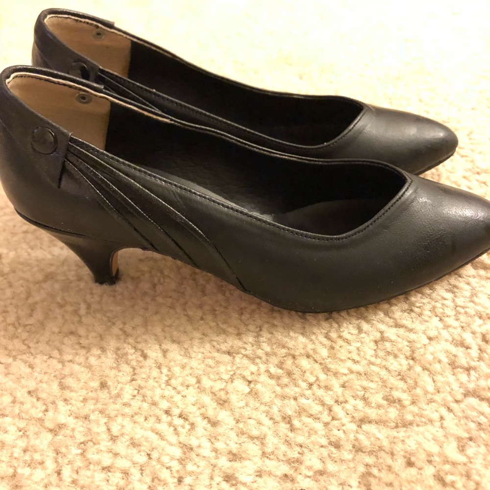 Short black heels